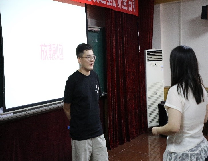 bda9eef6f13eccb17f031f01392adc09.jpg